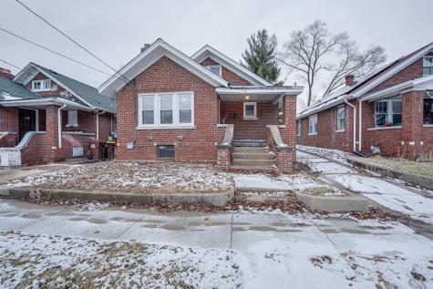 2403 Elm Street Rockford IL 61102