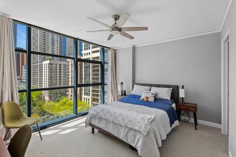 201 North Westshore Drive Chicago IL 60601