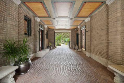 1355 North Astor Street Chicago IL 60610