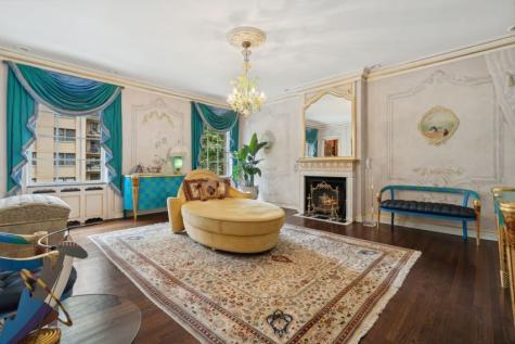 1355 North Astor Street Chicago IL 60610
