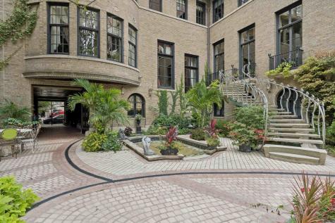 1355 North Astor Street Chicago IL 60610