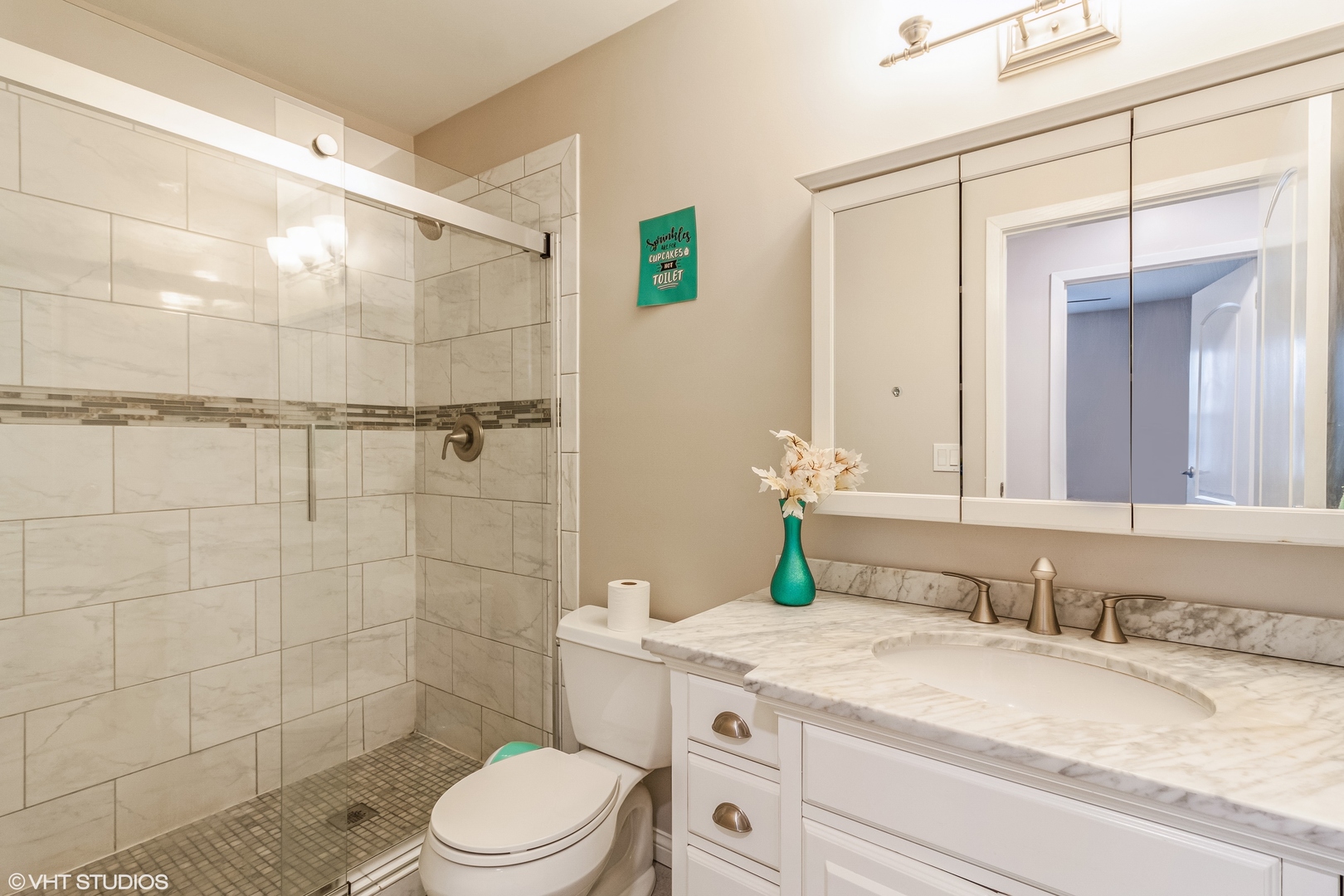 2043 University Drive Naperville IL 60565