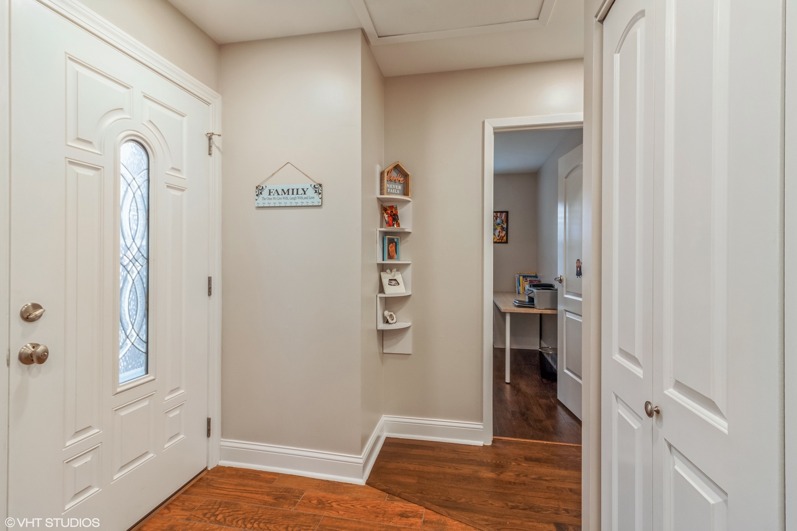 2043 University Drive Naperville IL 60565