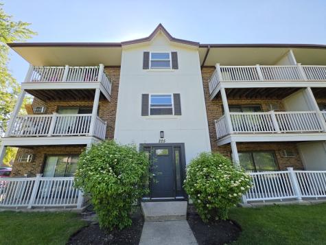 225 Gregory Street Aurora IL 60504