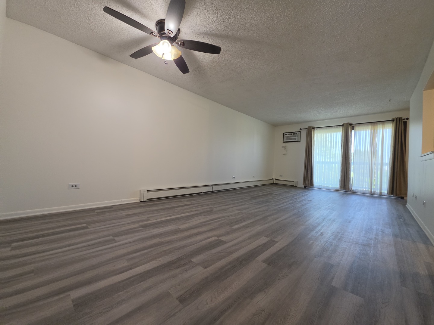 225 Gregory Street Aurora IL 60504