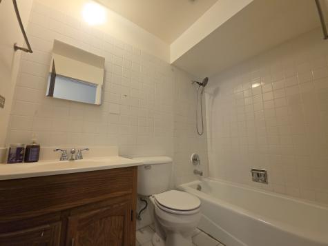 225 Gregory Street Aurora IL 60504