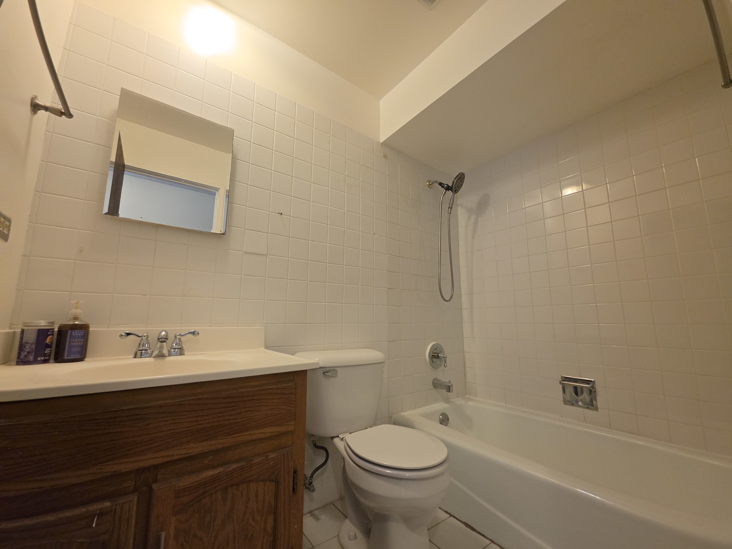 225 Gregory Street Aurora IL 60504
