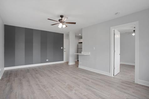 6826 North Ridge Boulevard Chicago IL 60645