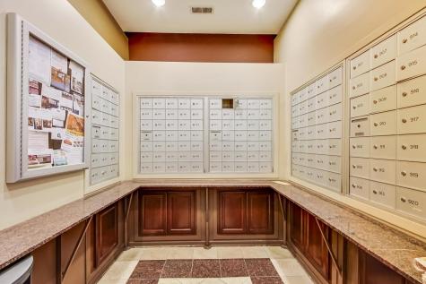 6 South Laflin Street Chicago IL 60607