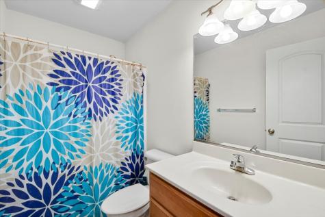 705 Bergamot Street Savoy IL 61874