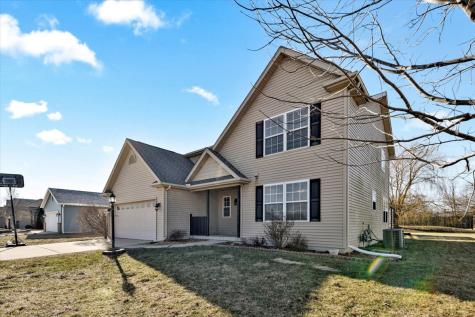 705 Bergamot Street Savoy IL 61874