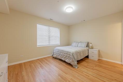 5933 West Huron Street Chicago IL 60644