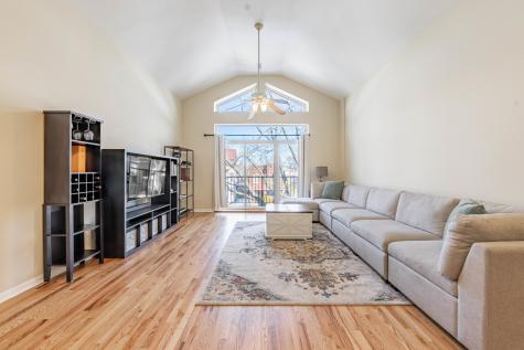 5933 West Huron Street Chicago IL 60644