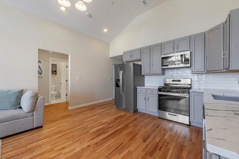 5933 West Huron Street Chicago IL 60644