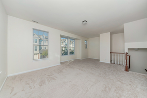 212 Commerce Street E Aurora IL 60504