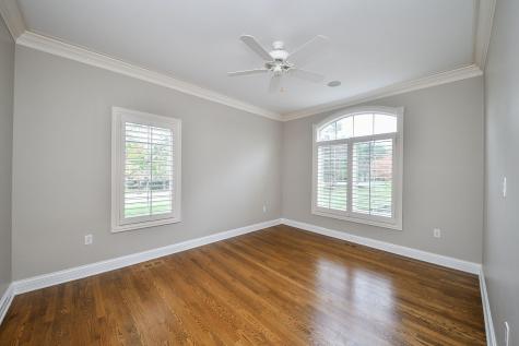 325 Delnor Glen Drive St. Charles IL 60174