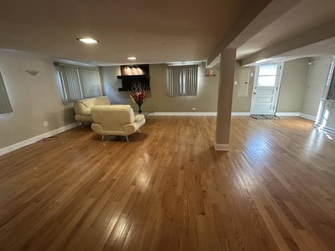 3929 West Jarvis Avenue Lincolnwood IL 60712