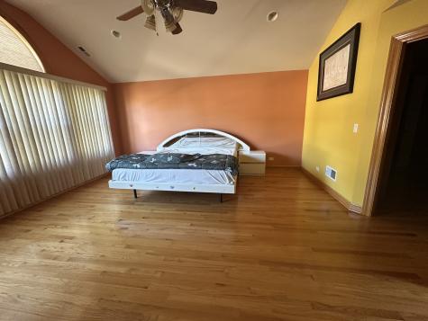 3929 West Jarvis Avenue Lincolnwood IL 60712