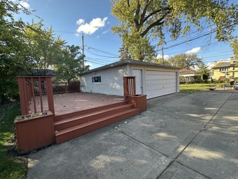3929 West Jarvis Avenue Lincolnwood IL 60712