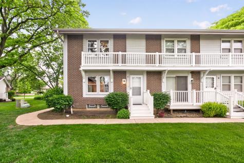 212 Amherst Court Bloomingdale IL 60108