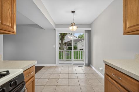 212 Amherst Court Bloomingdale IL 60108