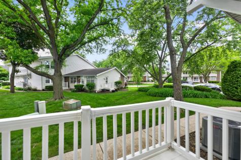 212 Amherst Court Bloomingdale IL 60108