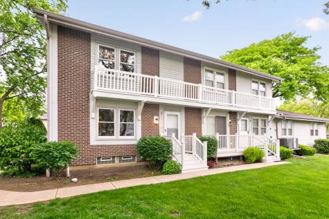 212 Amherst Court Bloomingdale IL 60108