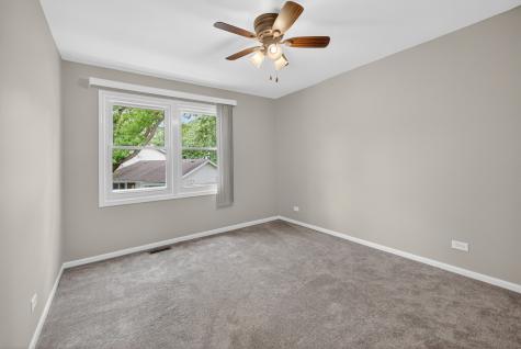 212 Amherst Court Bloomingdale IL 60108