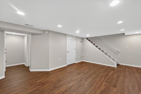 212 Amherst Court Bloomingdale IL 60108