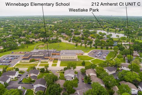 212 Amherst Court Bloomingdale IL 60108