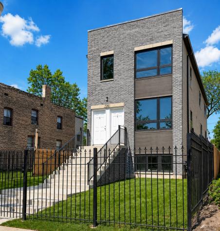 736 North Pine Avenue Chicago IL 60644