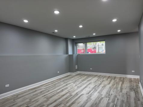 736 North Pine Avenue Chicago IL 60644