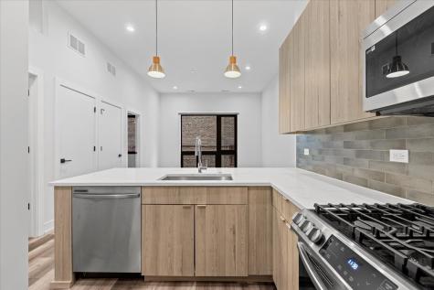 2317 North Clark Street Chicago IL 60614