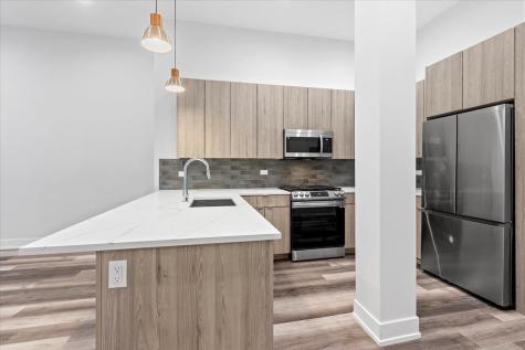 2317 North Clark Street Chicago IL 60614