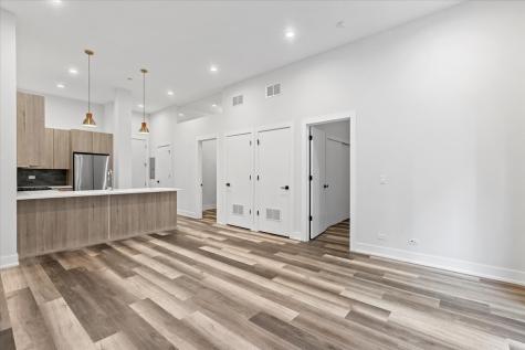2317 North Clark Street Chicago IL 60614