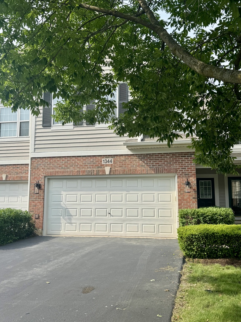 1344 Danada Court Naperville IL 60563