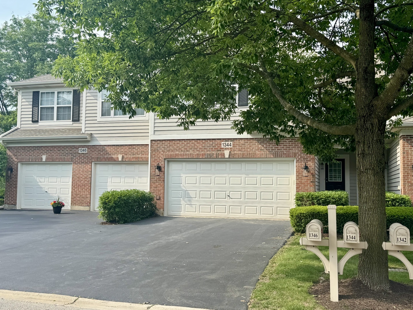 1344 Danada Court Naperville IL 60563