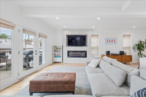 3424 West Beach Avenue Chicago IL 60651