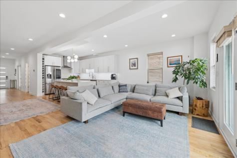 3424 West Beach Avenue Chicago IL 60651