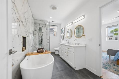 3424 West Beach Avenue Chicago IL 60651