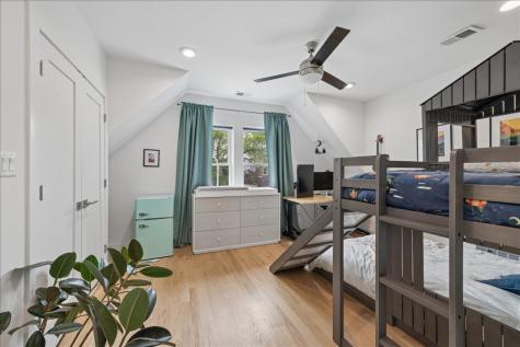 3424 West Beach Avenue Chicago IL 60651