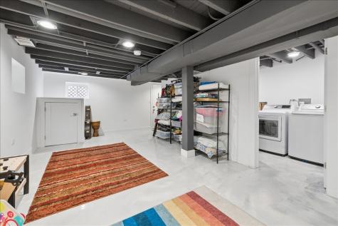 3424 West Beach Avenue Chicago IL 60651