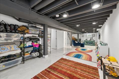 3424 West Beach Avenue Chicago IL 60651