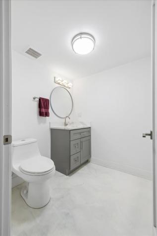 3424 West Beach Avenue Chicago IL 60651