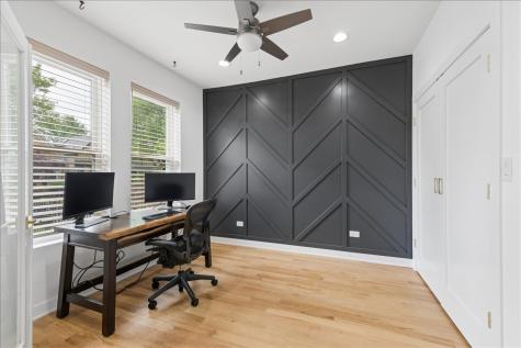 3424 West Beach Avenue Chicago IL 60651
