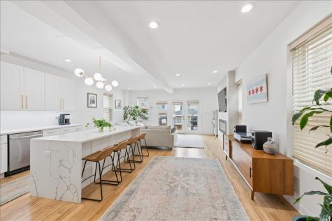 3424 West Beach Avenue Chicago IL 60651