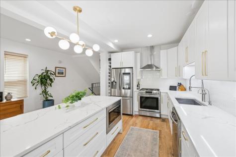 3424 West Beach Avenue Chicago IL 60651