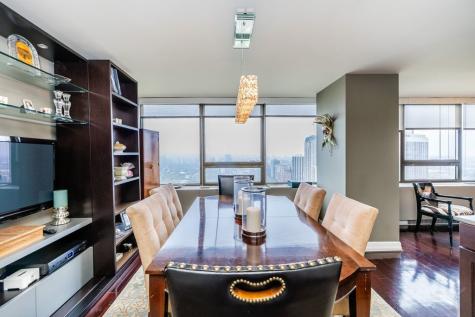 2800 North Lake Shore Drive Chicago IL 60657