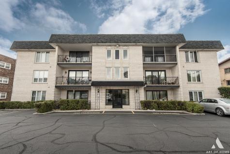 10910 South Kilpatrick Avenue Oak Lawn IL 60453