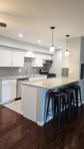 10910 South Kilpatrick Avenue Oak Lawn IL 60453